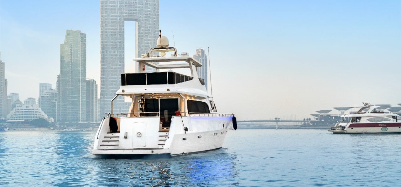 Dubai Yacht Tour