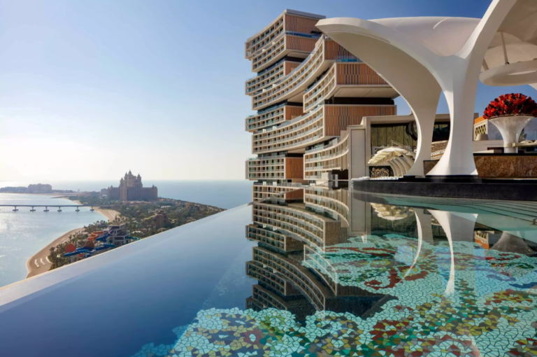 Atlantis-The-Royal-Hotel-Duba